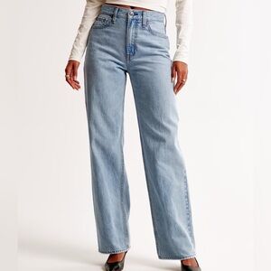 Abercrombie high-rise baggy jean size 26